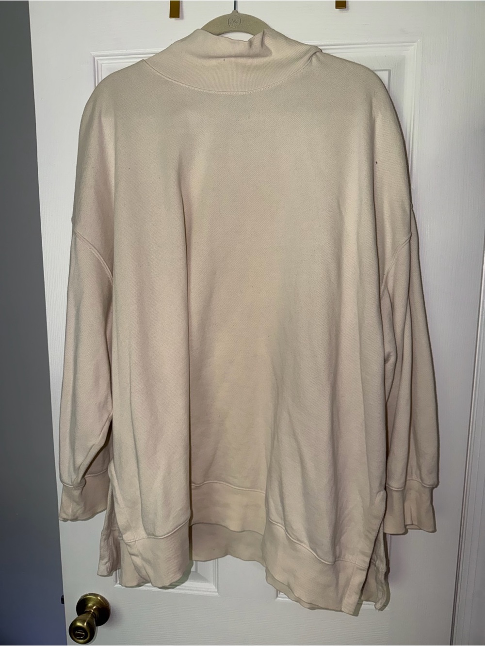 Old Navy Cream Mockneck Pullover Sweater